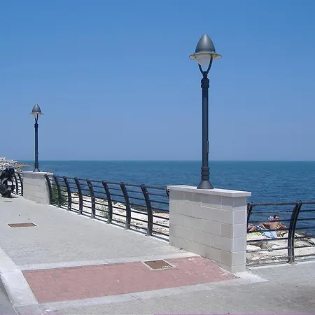 Alojamento de Acomodação e Pequeno-almoço La Dimora 3*